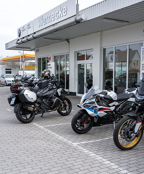 bike season start gathering Beginnende Saison für BMW Motorräder wird bei MINI Wernecke jedes Jahr gefeiert
