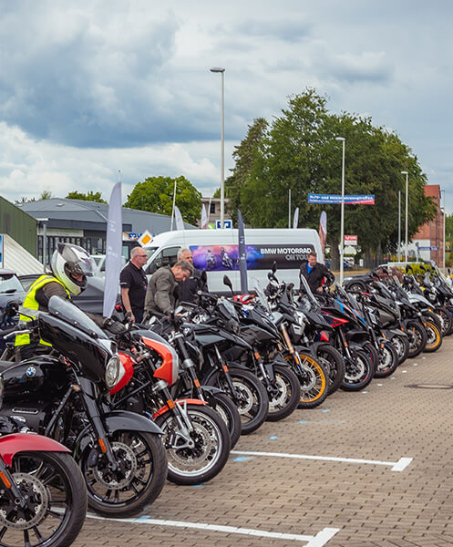 bmw testride veranstaltung bei mini wernecke BMW Motorrad Flotte auf einem Tesride Event von MINI Wernecke